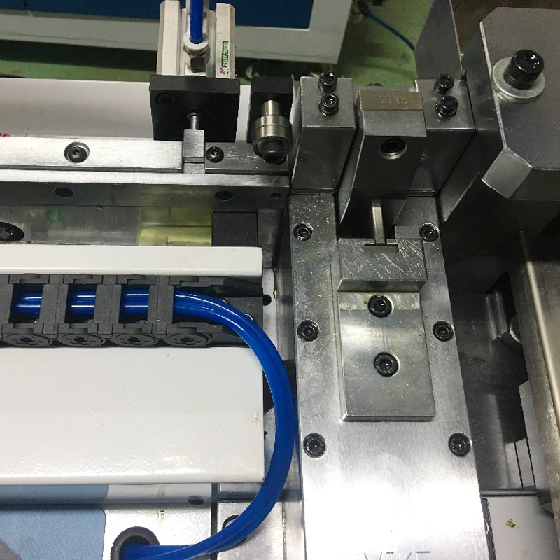 Máquina de corte de línea de arrugas de arrugas automáticas para corte de troquel